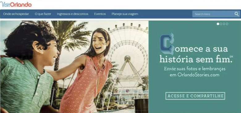 A imagem é a reprodução do banner online de OrlandoStories, publicado na homepagem do site Visit Orlando Brasil.