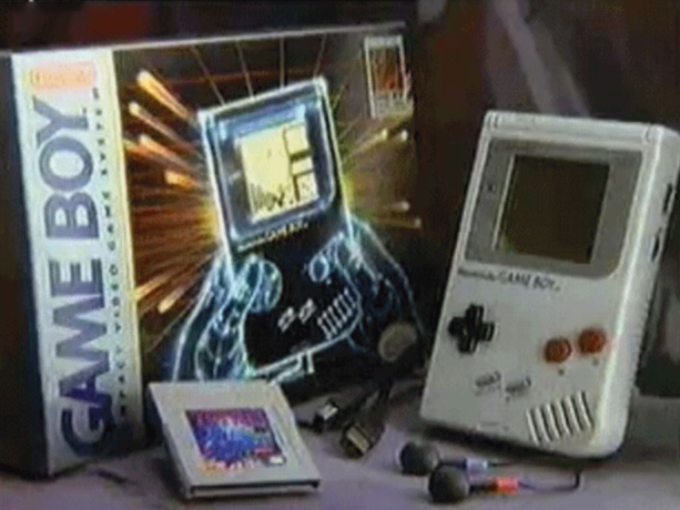 A imagem é a foto do antigo videogame Game Boy.